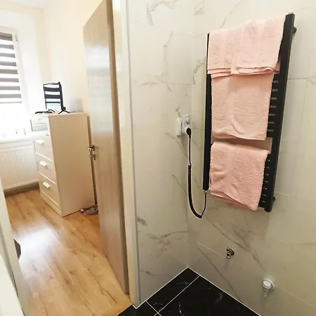 Apartman Kostomlaty Kostomlaty pod Milešovkou